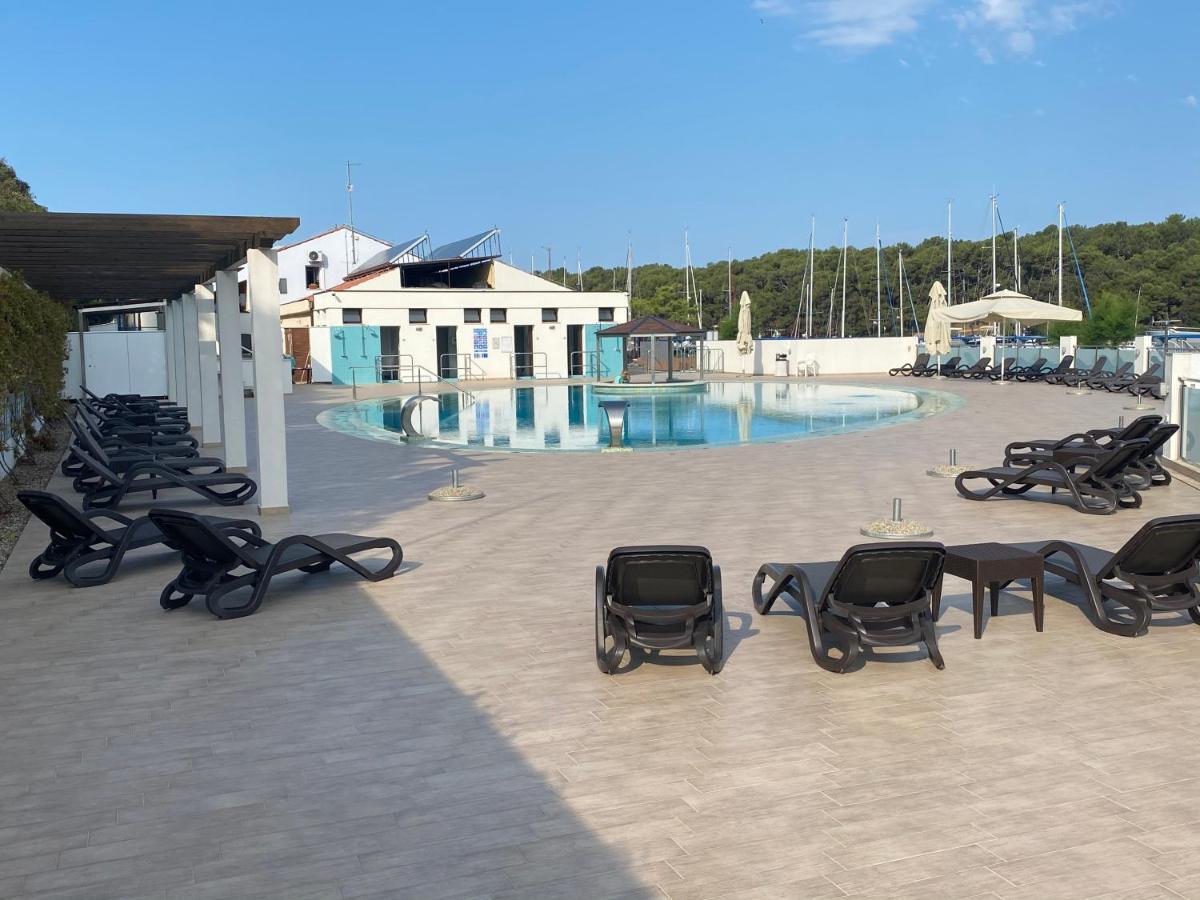 Willa Floating House - Arena 2 Pula Zewnętrze zdjęcie